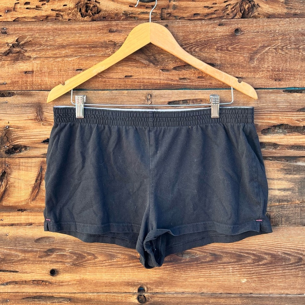 SO | Black Shorts XL